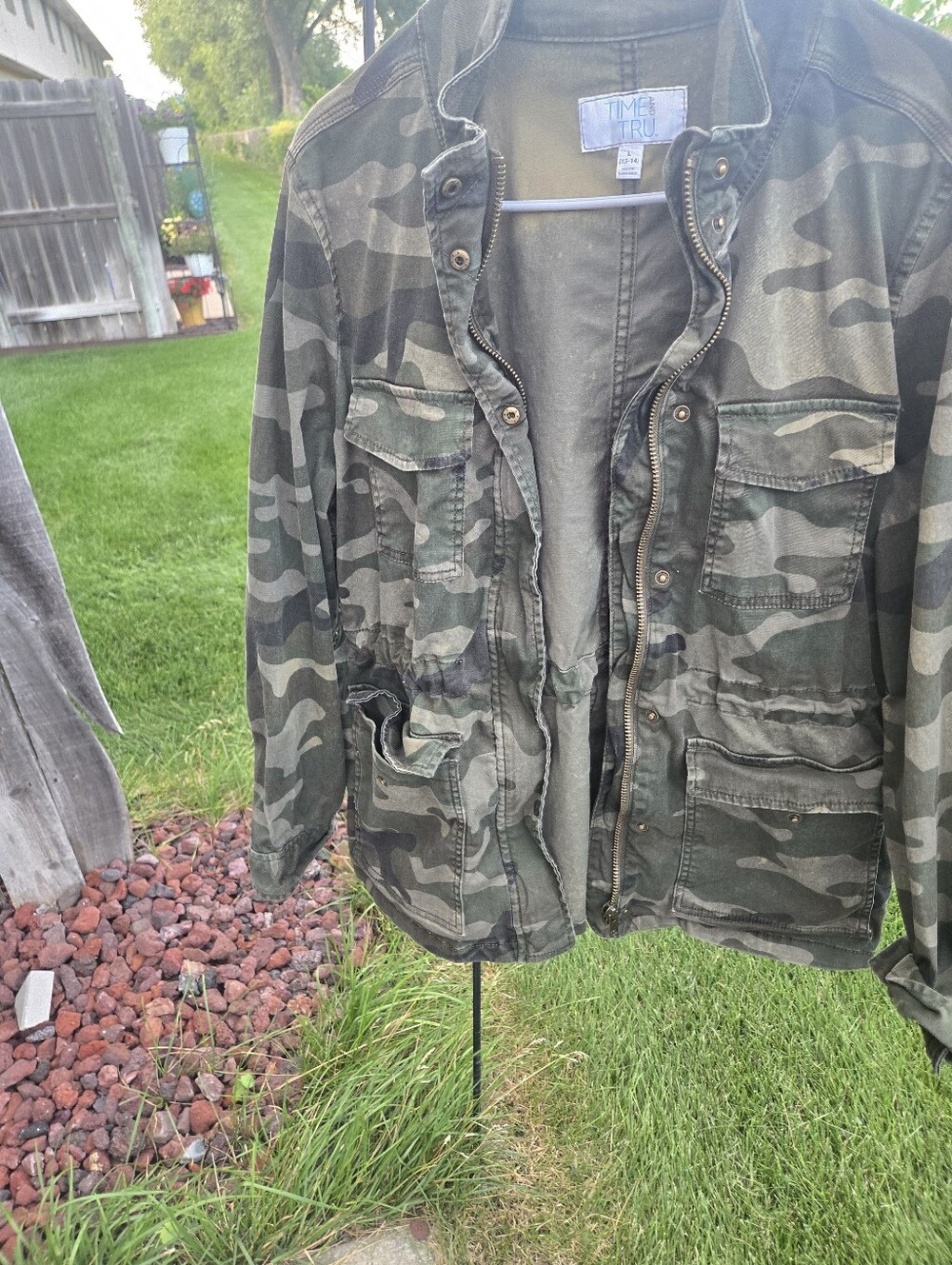 “Camouflage Dragon Jacket – Boho Streetwear Statement Piece, Artistic Upcycled - Picture 6 of 11
